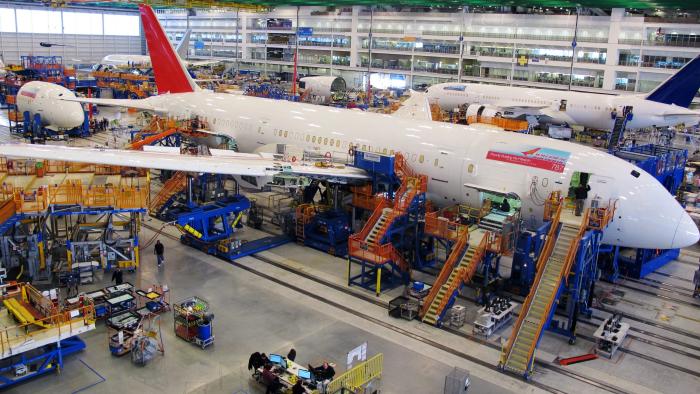 Böyük ölçülü avtomobil CNC emal özelleştirme